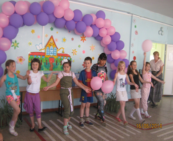 http://kargoo.kz/media/img/photogallery/539fc0b945c69.png?t=539fc0b94854e