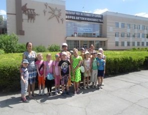 http://kargoo.kz/media/img/photogallery/53aa41970156e.jpg?t=53aa419703acb