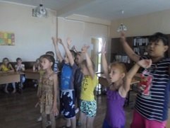 http://kargoo.kz/media/img/photogallery/53ab93e5d8a90.jpg?t=53ab93e5dadfd