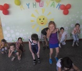 http://kargoo.kz/media/img/photogallery/53acf3dfcc590.jpg?t=53acf3dfce51a