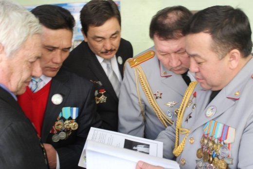 http://kargoo.kz/media/img/photogallery/5559660b033f3.JPG?t=5559660f23c01