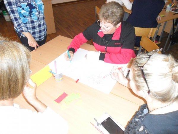 http://kargoo.kz/media/img/photohost/57f7c3a14a10e.JPG